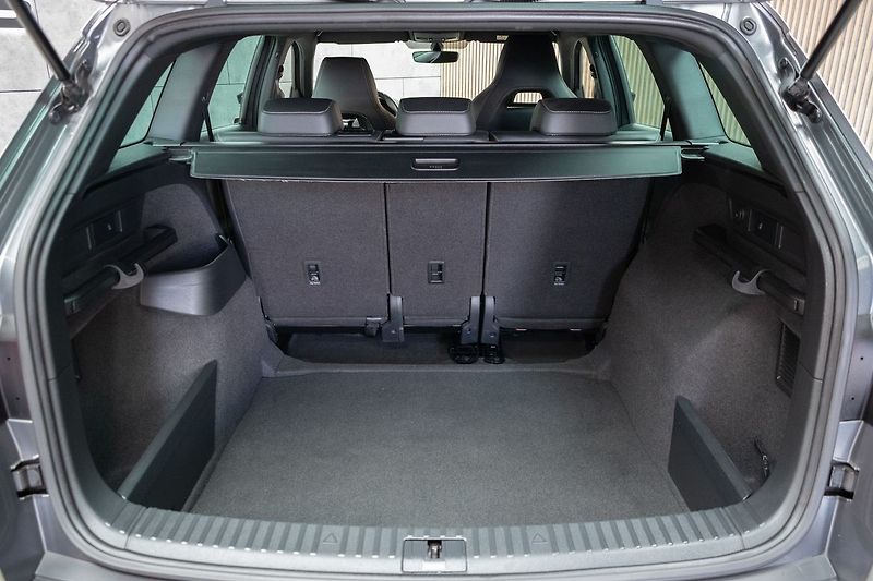 Škoda Kodiaq 1.5 TSI SPORTLINE*DPH*ČR 1.MAJ - fotka 43 z 45