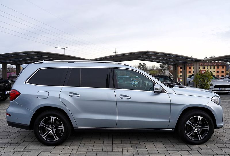 Mercedes-Benz GLS 350d 4Matic, ČR, 7 míst - fotka 7 z 50