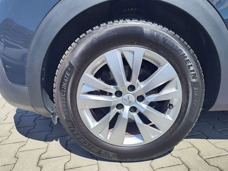Peugeot 3008 1.6 HDI/88kW Active - fotka 29 z 32