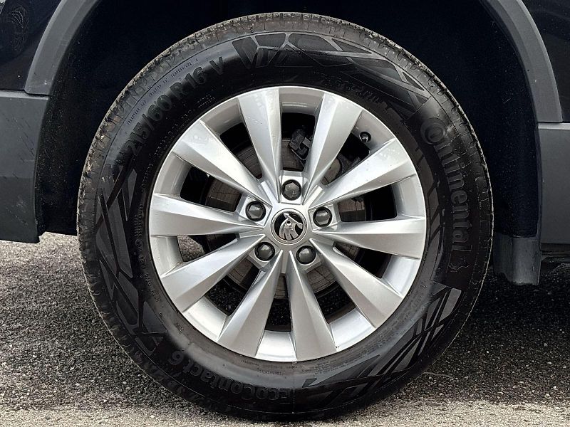 Škoda Karoq (2024) 1.5 TSI DSG Fresh - fotka 29 z 32