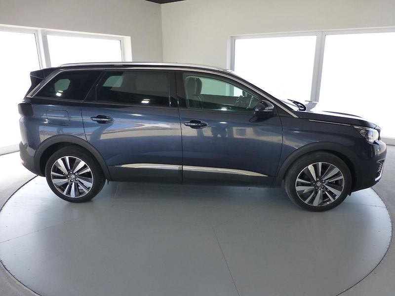 Peugeot 5008 (2020) 1,5HDI-96KW*NAVI**KAMERA*7MÍST - fotka 4 z 33