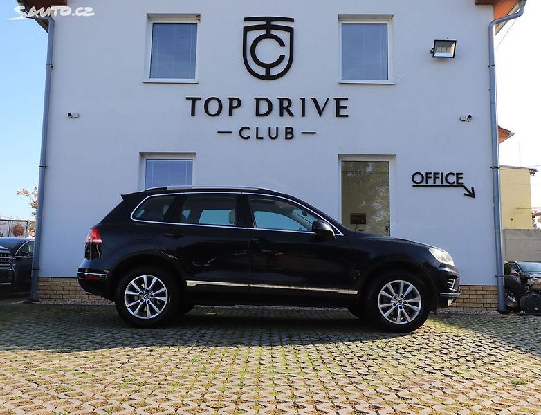 Volkswagen Touareg 3.0 TDI*Pano*Tažné*Kamera - fotka 3 z 19