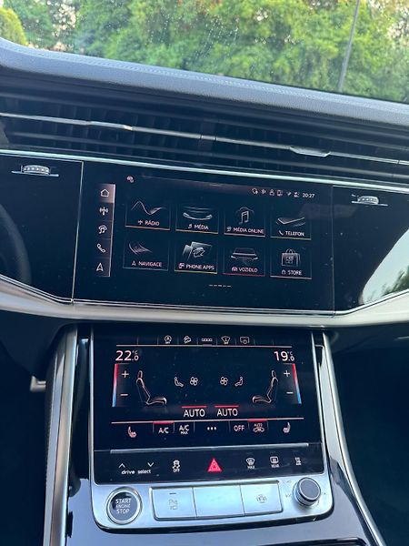 Audi Q7 S-LINE 50TDI 210kW Quattro - fotka 17 z 27