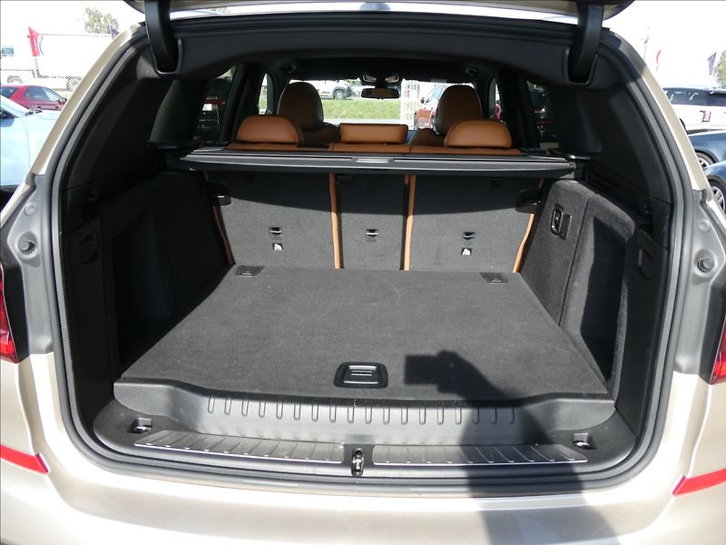 BMW X3 3,0 xDrive30d M-SPORT,2x kola - fotka 28 z 54
