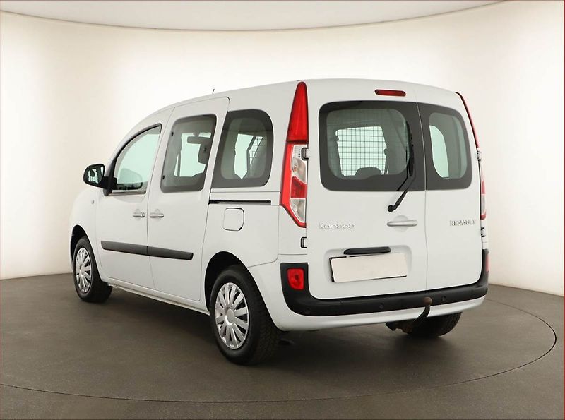 Renault Kangoo (2021) Zen 1.5 dCi, 5Míst, ČR, 1Maj - fotka 4 z 13