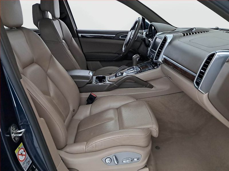 Porsche Cayenne (2011) S, 4X4, Automat, Kůže, Navi - fotka 9 z 27