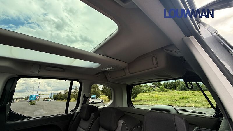 Toyota ProAce City Verso 1.2T 8AT FAMILY COMFORT - fotka 12 z 26