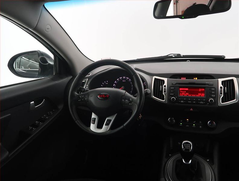 Kia Sportage (2012) 2.0 CRDi, 4X4, Tempomat - fotka 7 z 17