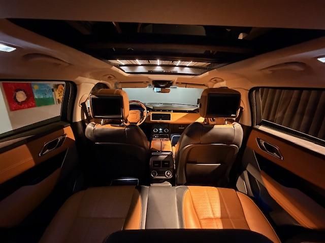 Land Rover Range Rover Velar (2017) - fotka 3 z 12