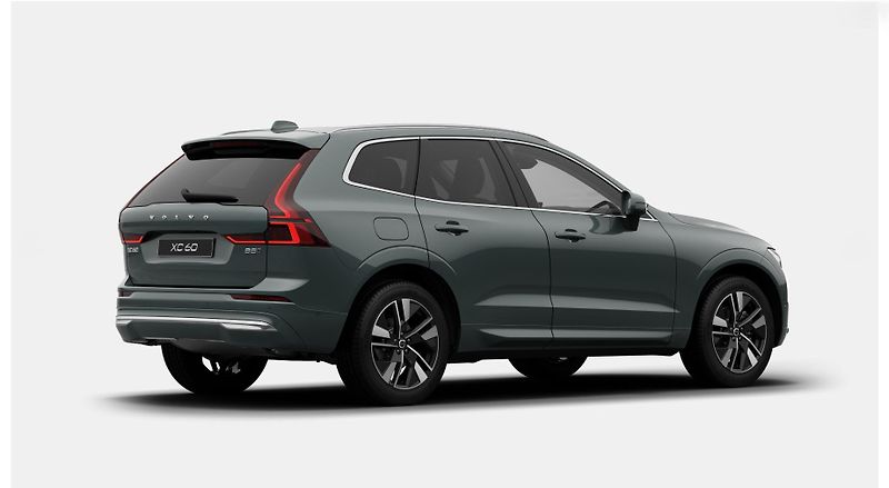 Volvo XC60 (2026) B5 AWD PLUS BRIGHT AUT - fotka 5 z 13