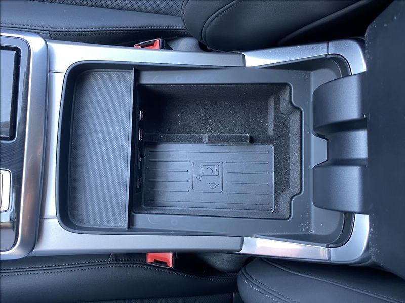 Audi Q8 3,0 55TFSi quattro Sport - fotka 37 z 47