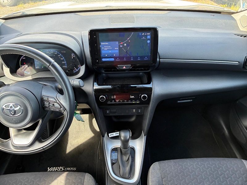 Toyota Yaris Cross (2023) COMFORT 1.5HYBRID 68kW CZ DPH  - fotka 10 z 11