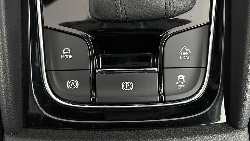 Škoda Kodiaq 2.0 TDI DSG 4x4 Style - fotka 25 z 30
