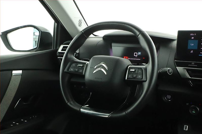 Citroën C4 (2023) 1.2 PureTech, Automat, Kůže - fotka 16 z 19