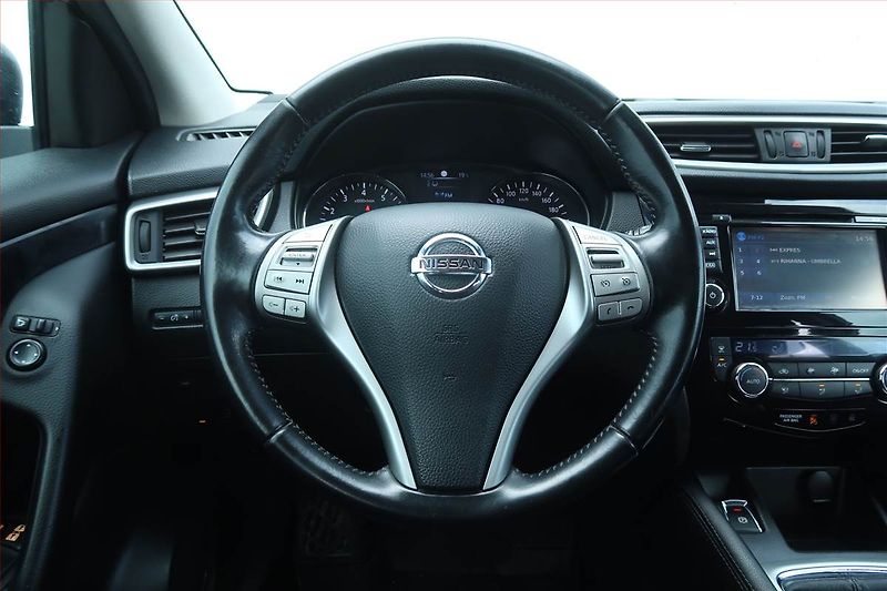 Nissan Qashqai (2016) 1.2 DIG-T, Serv.kniha, Navi - fotka 17 z 23