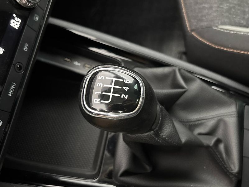 Škoda Kamiq Style - fotka 20 z 29