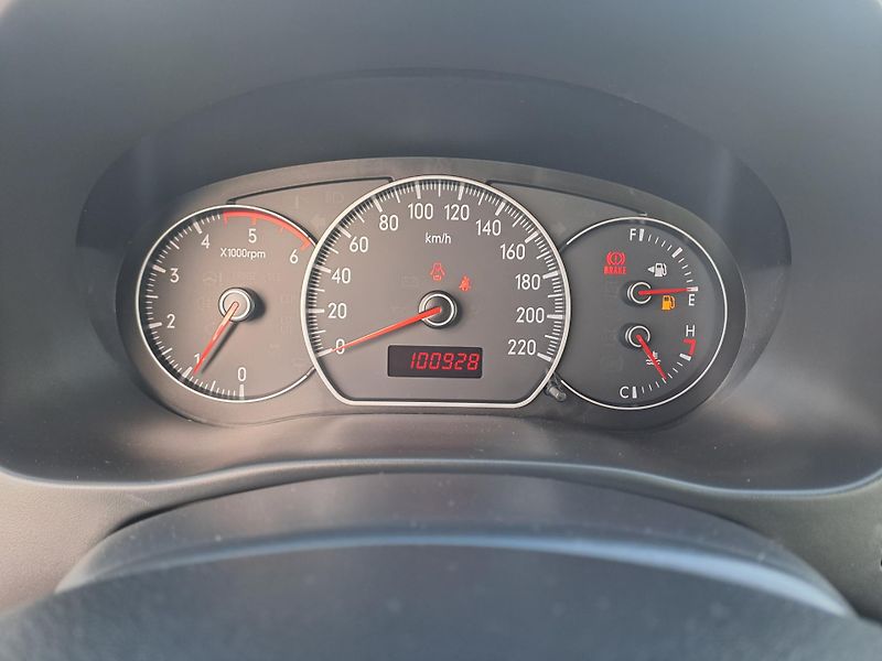 Suzuki SX4 (2008) 1.9 DDiS 2xKOLA, PĚKNÝ STAV - fotka 19 z 33