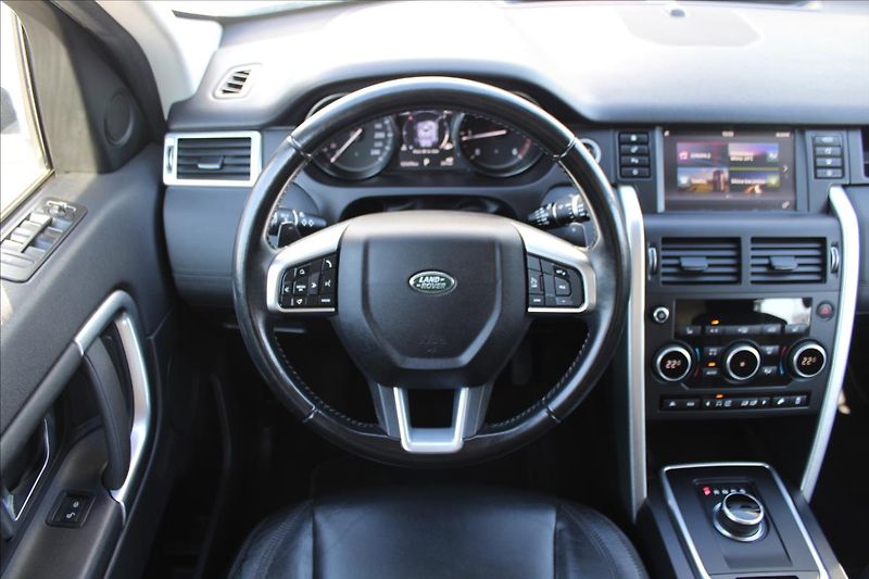 Land Rover Discovery Sport 2,0 TD4  NOVÉ V ČR,A/T,4x4 - fotka 10 z 30