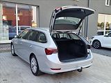 Škoda Octavia 2.0TDI 110kW 4x4 DSG Style,ČR - náhled 40