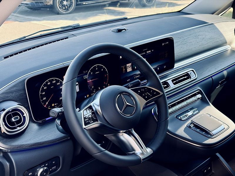 Mercedes-Benz Třídy V (2026) 220d STYLE 4M L - fotka 20 z 32