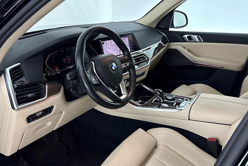 BMW X5 xDrive30d - fotka 6 z 27