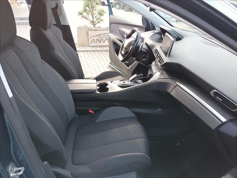 Peugeot 5008 1,6 HDI,88KW,ČR,7MÍST,NAVI,TZ, - fotka 20 z 46
