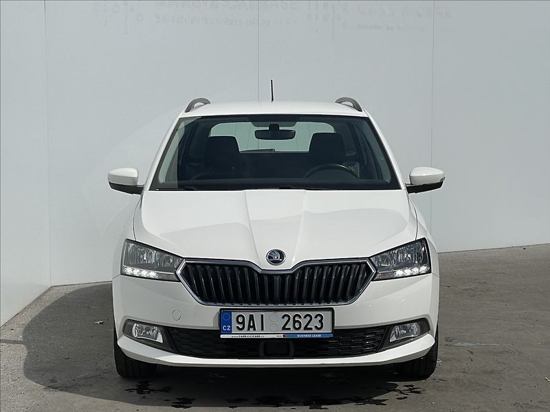 Škoda Fabia 1,0 TSI Combi Ambition Plus - fotka 22 z 24
