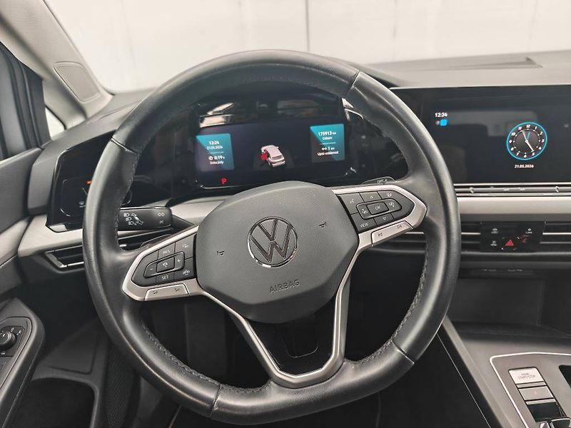 Volkswagen Golf Life 7DSG 1,5 eTSI - fotka 11 z 22