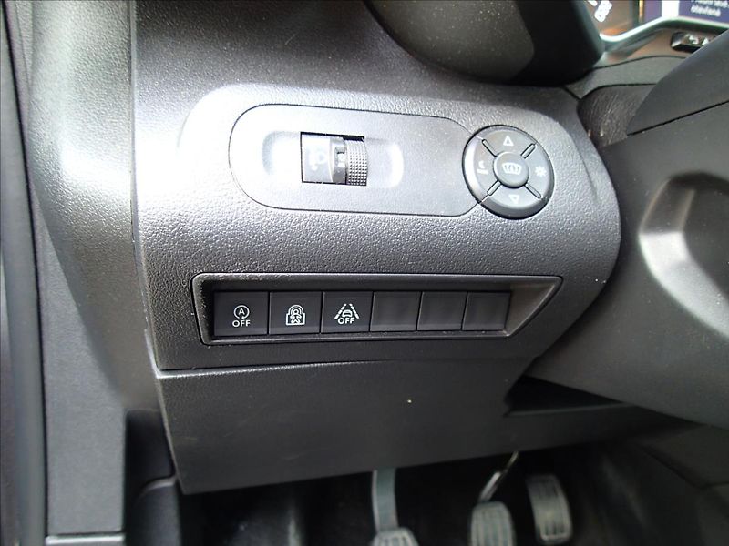 Citroën Berlingo 1,5 ČR, TAŽNÉ - fotka 18 z 45