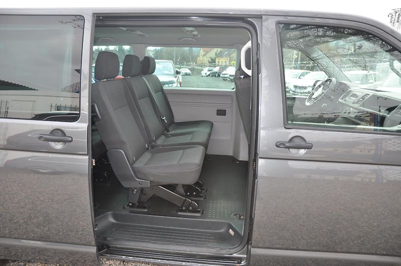 Volkswagen Caravelle 2.0TDi 110kW LONG 4x4 - fotka 7 z 19