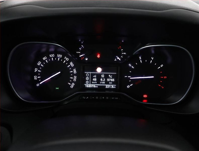 Citroën Berlingo (2021) Maxi Feel 1.5 BlueHDi, 5Míst - fotka 9 z 14