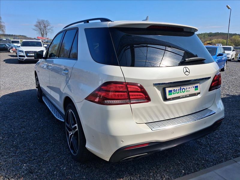 Mercedes-Benz GLE 3,0 450 AMG 4M, ČR, DPH - fotka 5 z 17