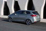 Kia Carens.
