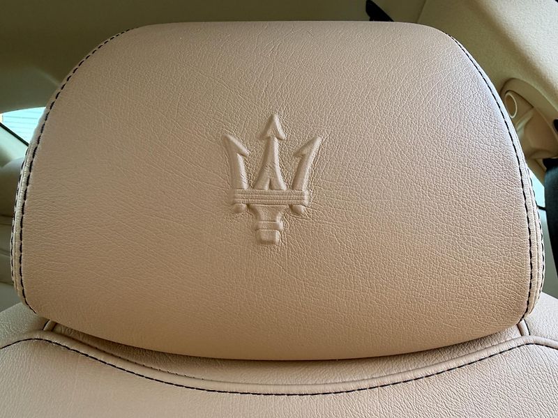 Maserati Granturismo (2012) S 4.7 V8 1. MAJITEL 33.222 km! - fotka 14 z 57