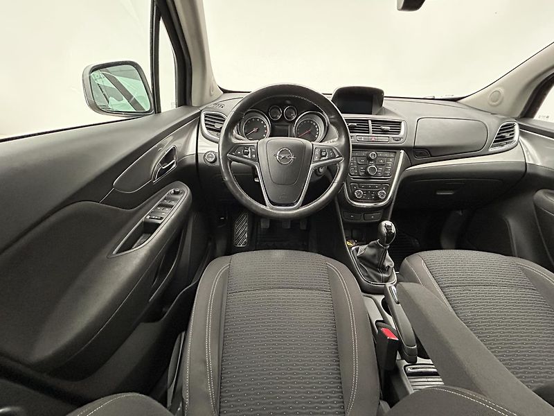 Opel Mokka 1.4 T Enjoy - fotka 17 z 22