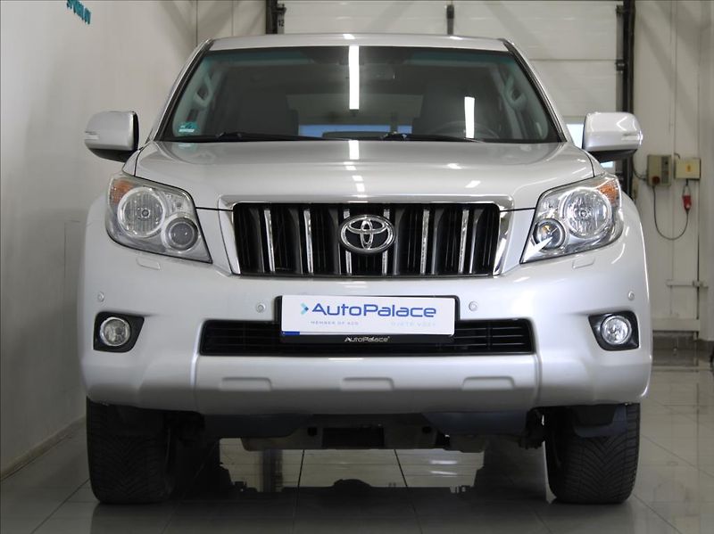 Toyota Land Cruiser 3,0 D-4D Anniversary 120tkm.ČR - fotka 2 z 22