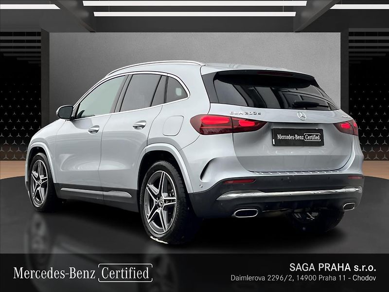 Mercedes-Benz GLA 200 d 4MATIC AMG Style Edition - fotka 3 z 21