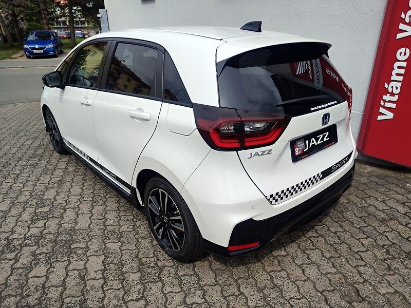 Honda Jazz (2026) SPORT + 1.5eHEV 122k AKCE !!! - fotka 4 z 35