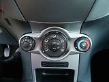 Ford Fiesta (2010) 1.25i, ČR, Trend, AC - náhled 12