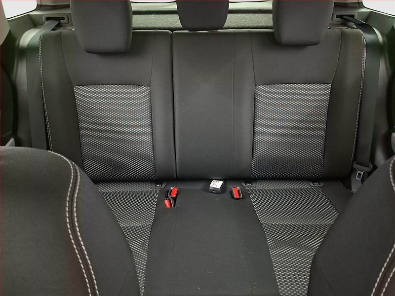 Suzuki Vitara (2018) 1.6 VVT, Automat, Tempomat - fotka 10 z 19