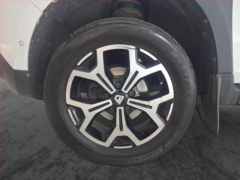 Dacia Duster (2018) 1.6 SCe, Navi, Tempomat - fotka 15 z 16