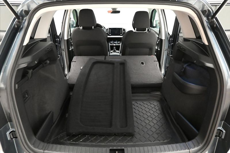 Škoda Karoq 1,6 TDI 85 kW Ambition Záruka - fotka 11 z 30