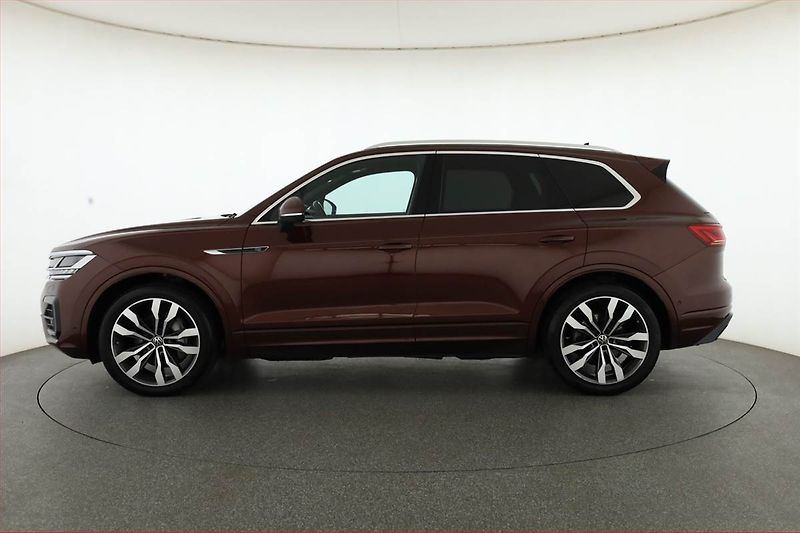 Volkswagen Touareg (2022) 3.0 TDI - fotka 3 z 22