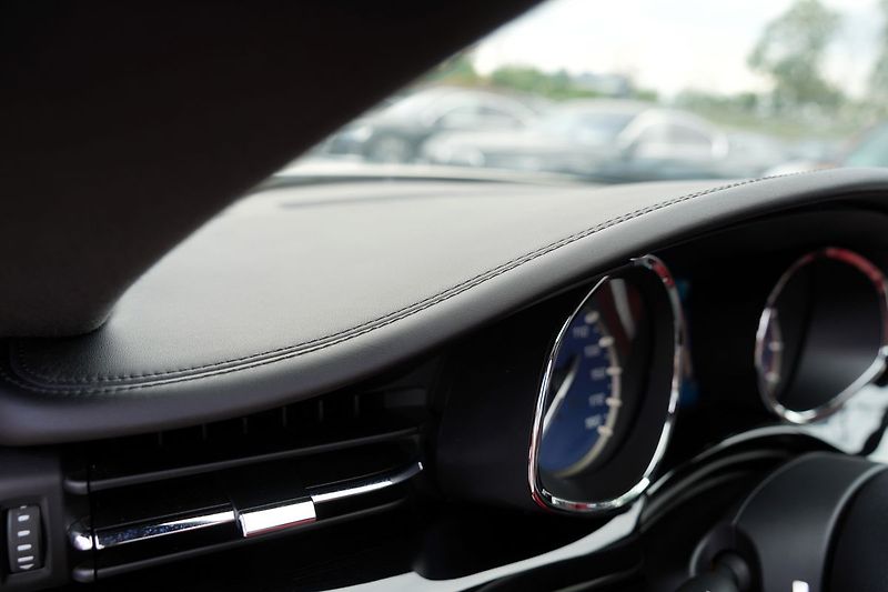 Maserati Quattroporte S Q4 3.0i V6/410 PS/automat/B& - fotka 48 z 50