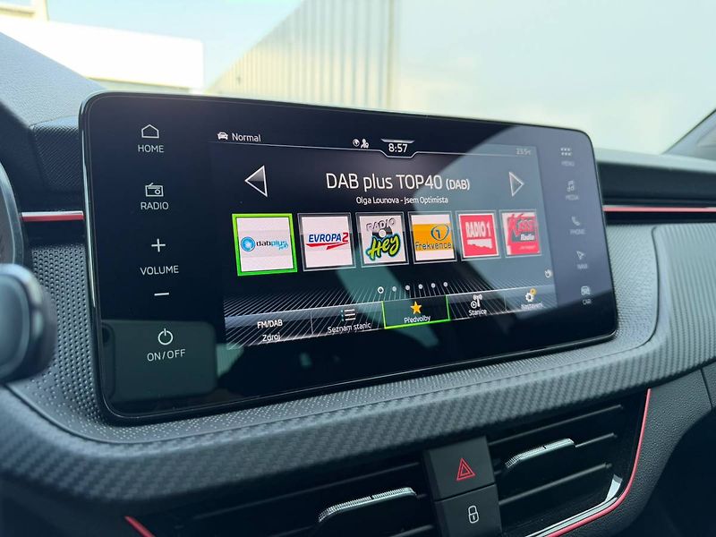 Škoda Kamiq Monte Carlo 1,0 TSI 85 kW 6° M - fotka 19 z 35