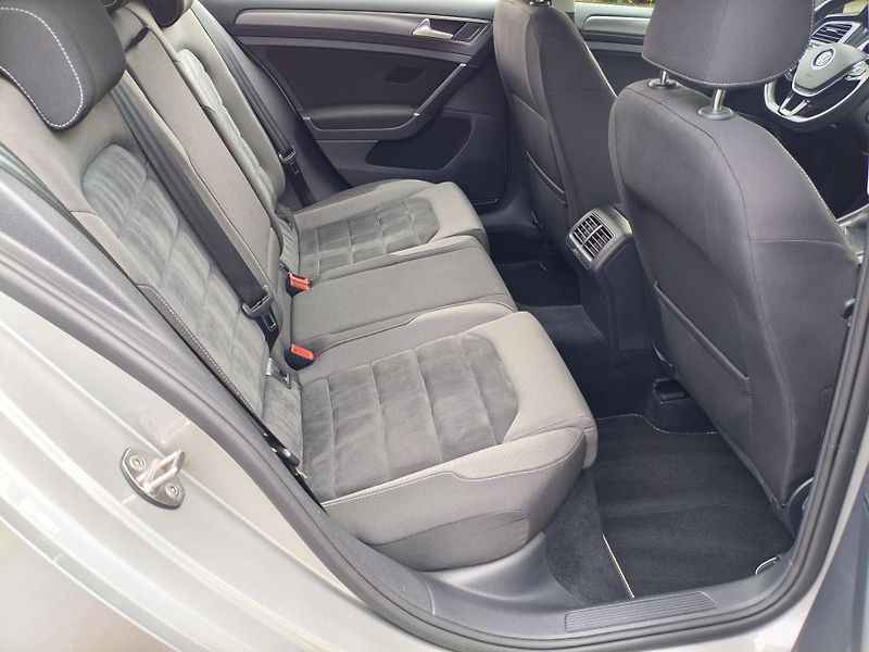 Volkswagen Golf (2018) 1,4 TSI 92Kw Nové ČR - DPH !!! - fotka 15 z 32