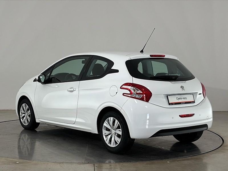 Peugeot 208 Hatchback 208 - fotka 15 z 25