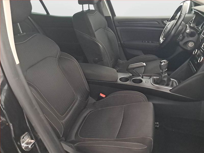 Renault Mégane (2017) 1.6 SCe, ČR,1.maj, Tempomat - fotka 9 z 16