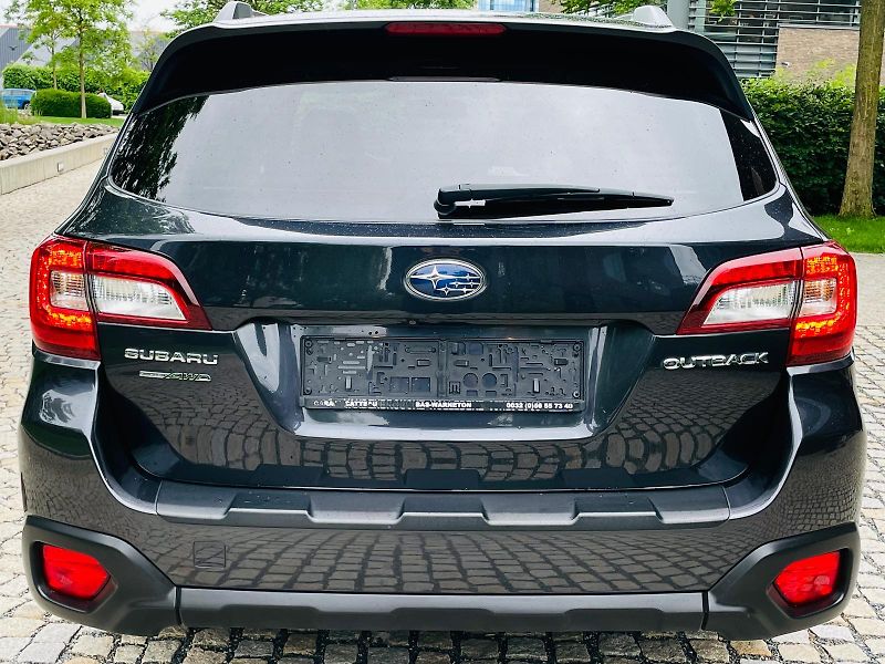 Subaru Outback 2.5i 4x4 AUT SERVISKA 1MAJITEL - fotka 15 z 49