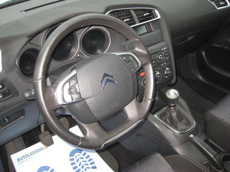 Citroën C4 1.6 HDi 84 kW 1maj. ČR DPH !!! - fotka 16 z 23